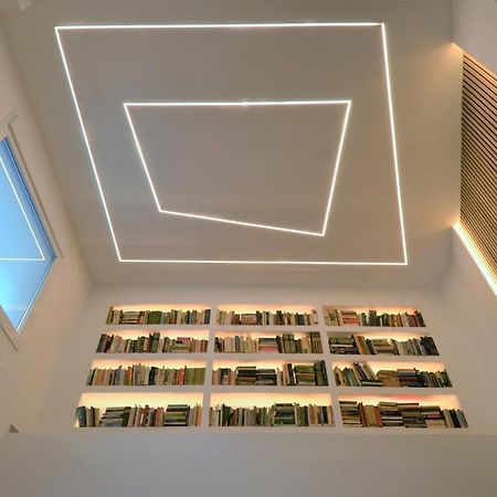 Apartamento Biblioteca De Lujo En El Centro Historico De Málaga Exterior foto