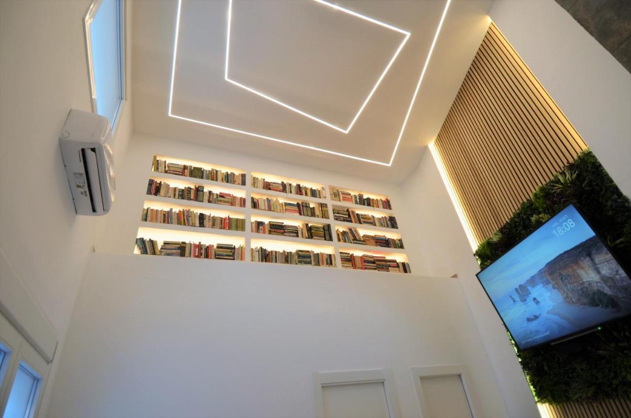 Apartamento Biblioteca De Lujo En El Centro Historico De Málaga Exterior foto